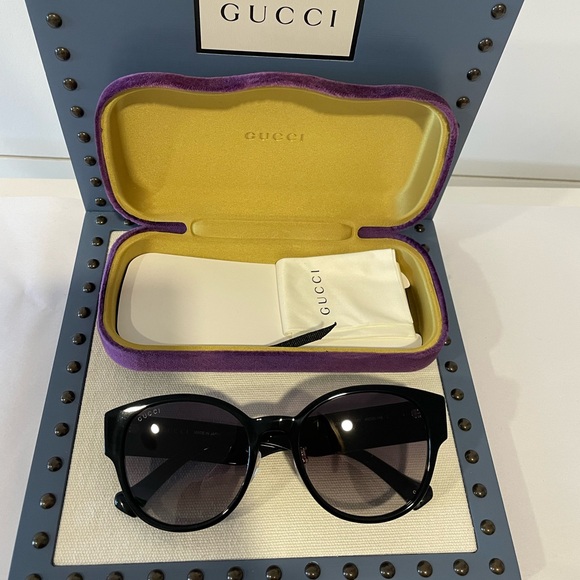 GG1304SK-001 GUCCI WOMENS SUNGLASSES - Picture 2 of 11